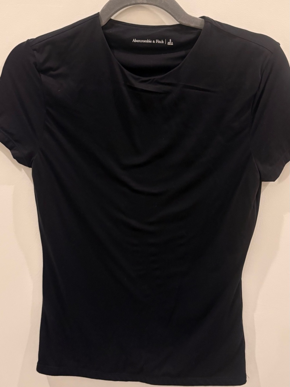 Abercrombie & Fitch Women’s Black Short Sleeve Crew Tee